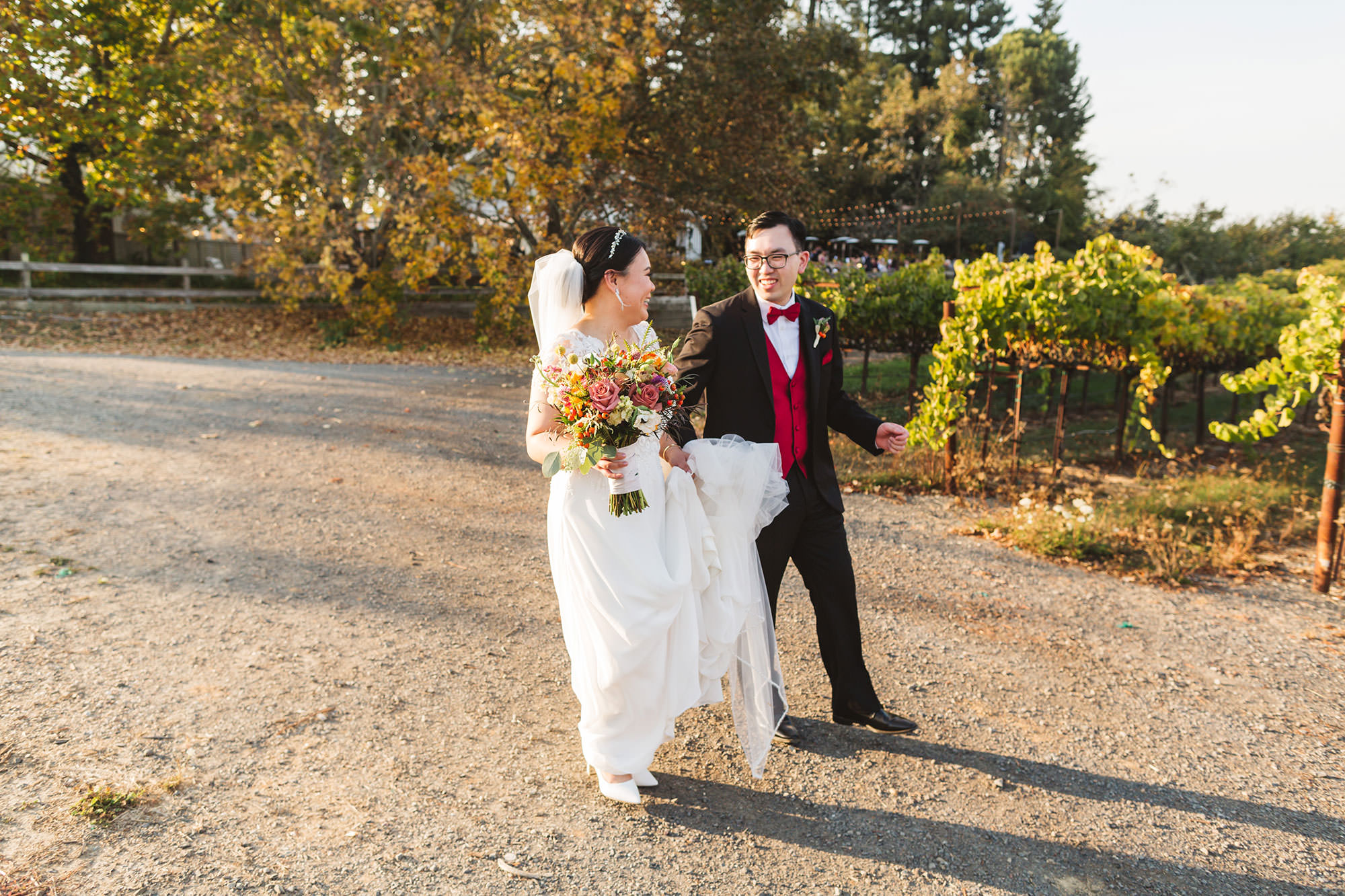 wedding photos from vine hill house at O'connell Vineyards - by Zoe Larkin Photography